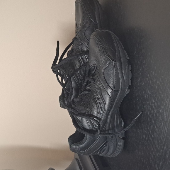 Women's Wide Saucony Grid Integrity T2 Walking Shoes Size 6 Width D - Picture 2 of 10